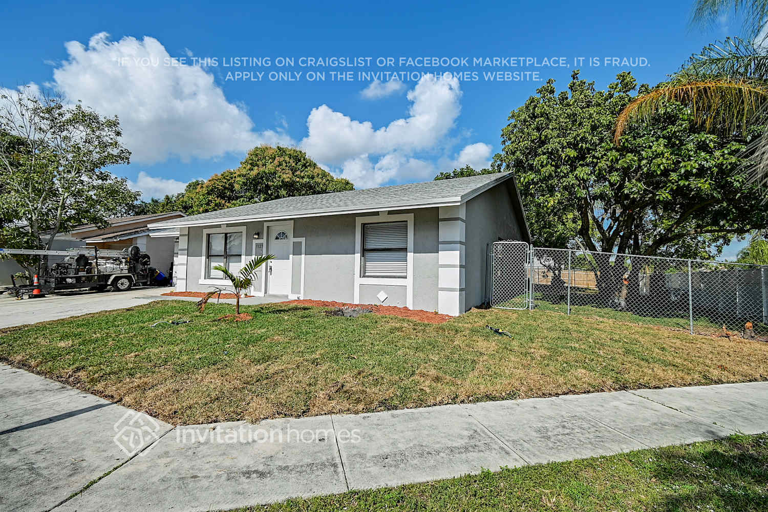 Building Photo - 5825 Ithaca Cir W