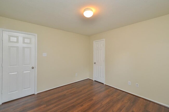 Building Photo - 25523 Lockspur Dr