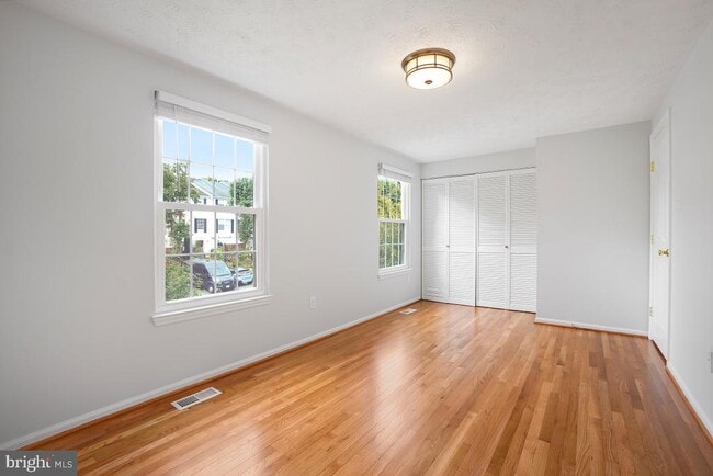 Building Photo - 529 Coral Reef Dr
