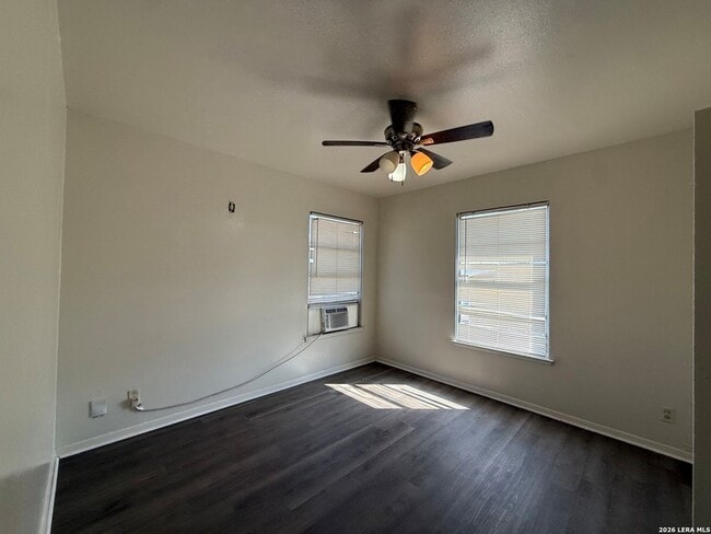 Building Photo - 139 Trudell Dr