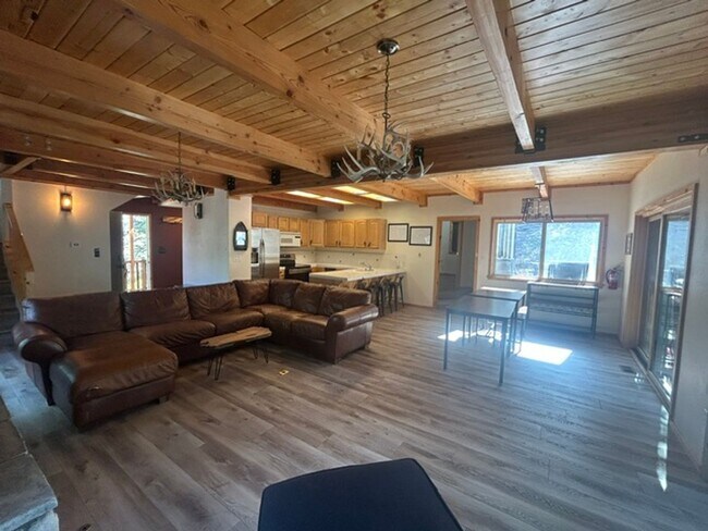 Building Photo - 1287 Sand Canyon Ct