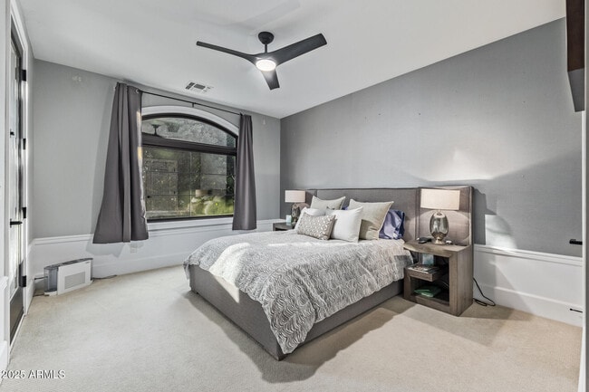 Building Photo - 3810 E Campbell Ave