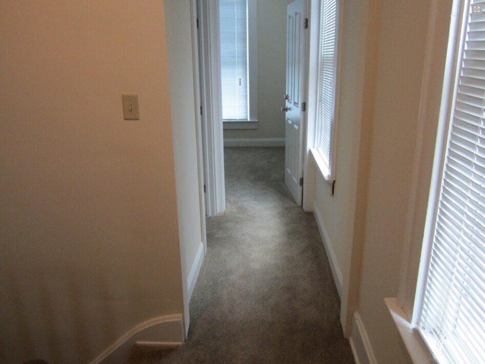 Building Photo - 2614 Eden Ave