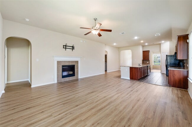 Building Photo - 17523 Cypress Hilltop Wy