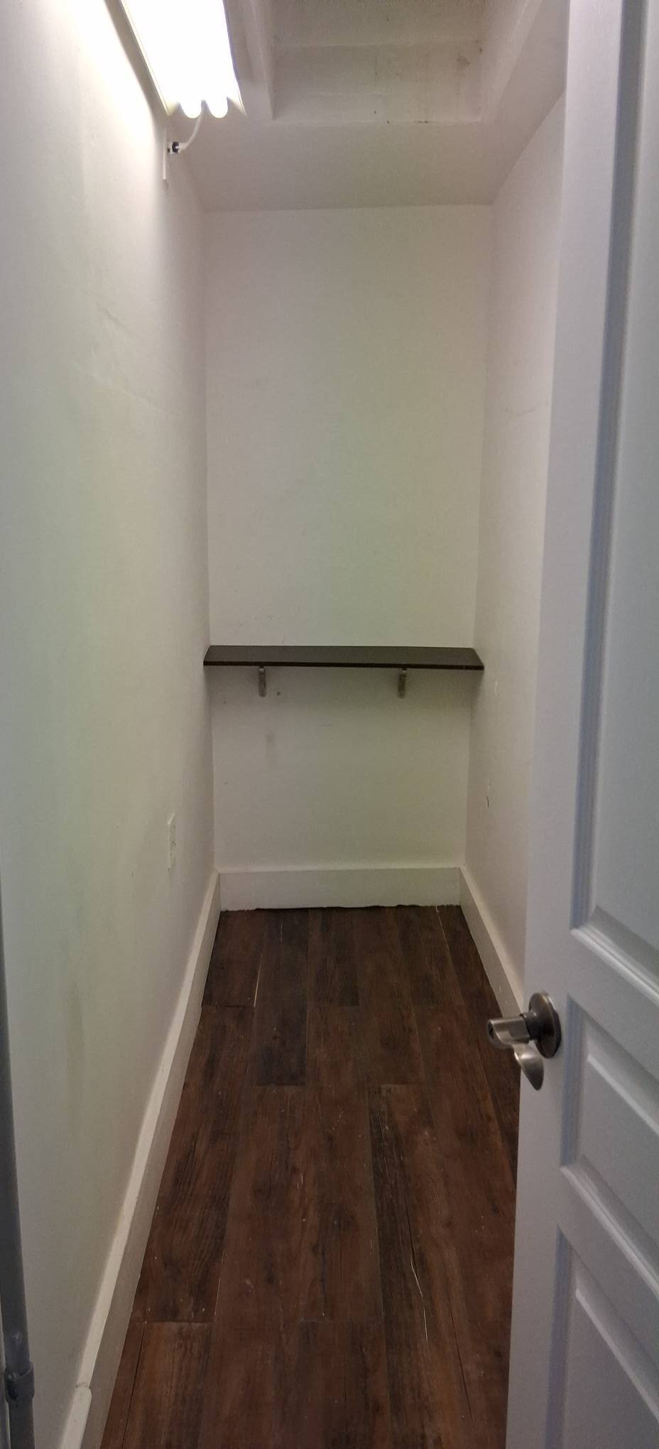 Building Photo - 204 Main St