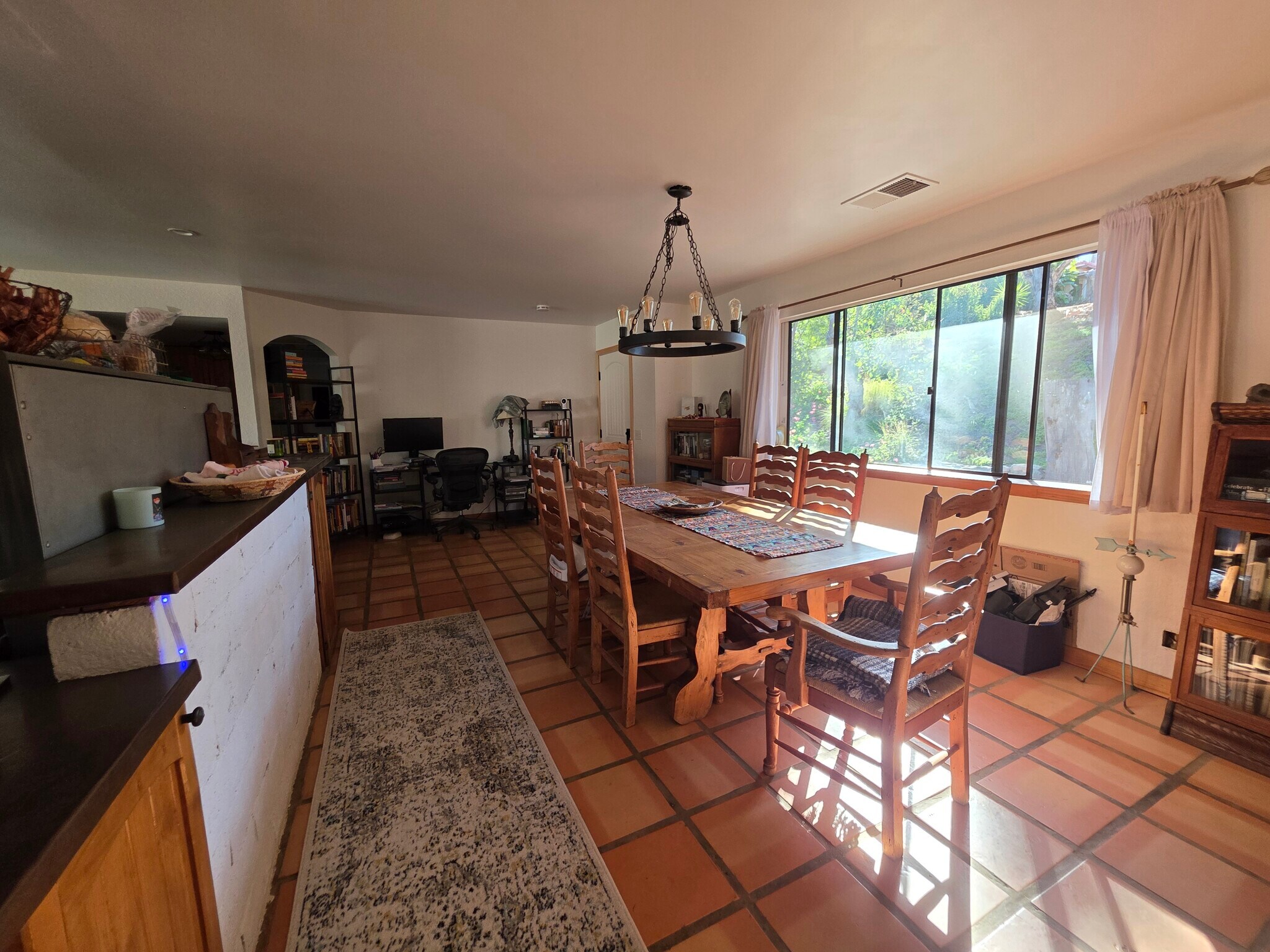 Building Photo - 2029 Willow Glen Rd