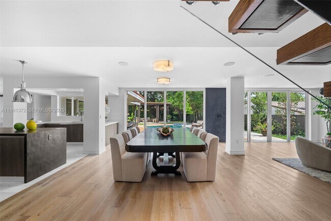 Building Photo - 575 Bay Point Rd