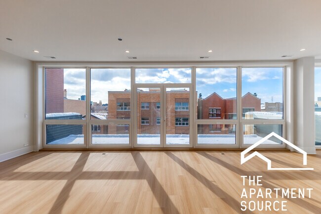 Building Photo - 1620 W Grand Ave