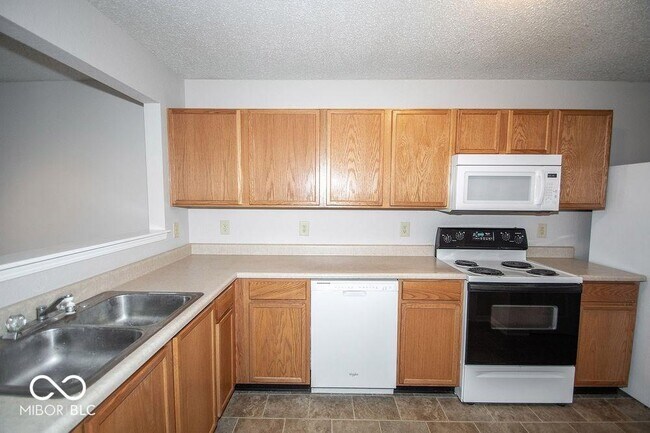 Building Photo - 2383 Layton Ln