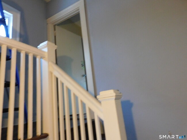 Building Photo - 293 Westland St