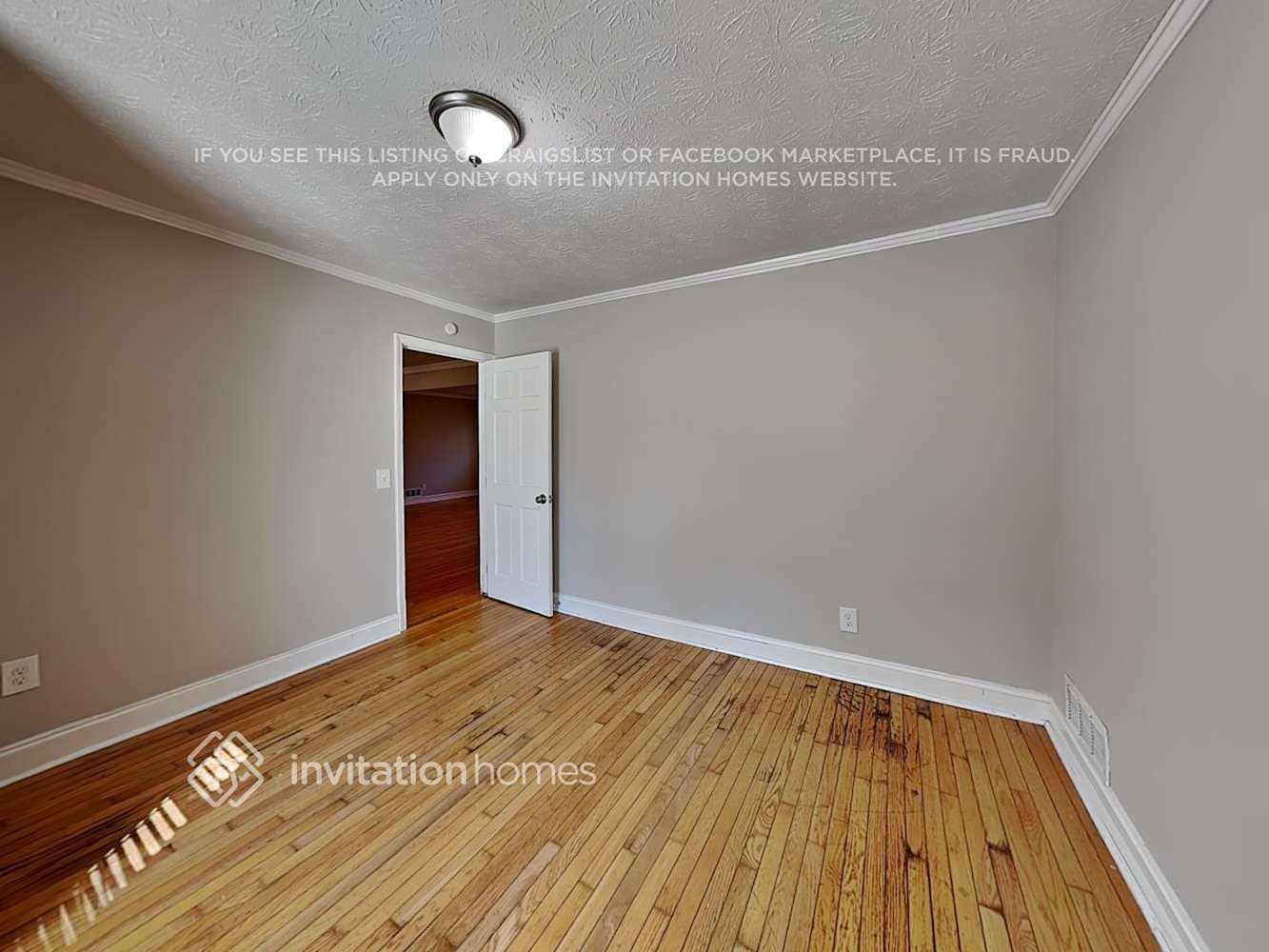 Building Photo - 562 Rollingwood Dr