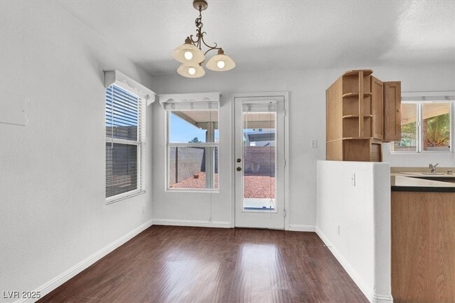 Building Photo - 8217 Beekman St