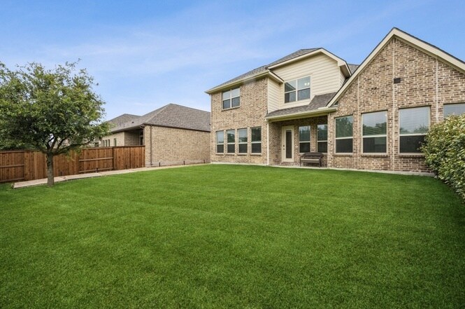 Building Photo - 4871 Lockwood Dr