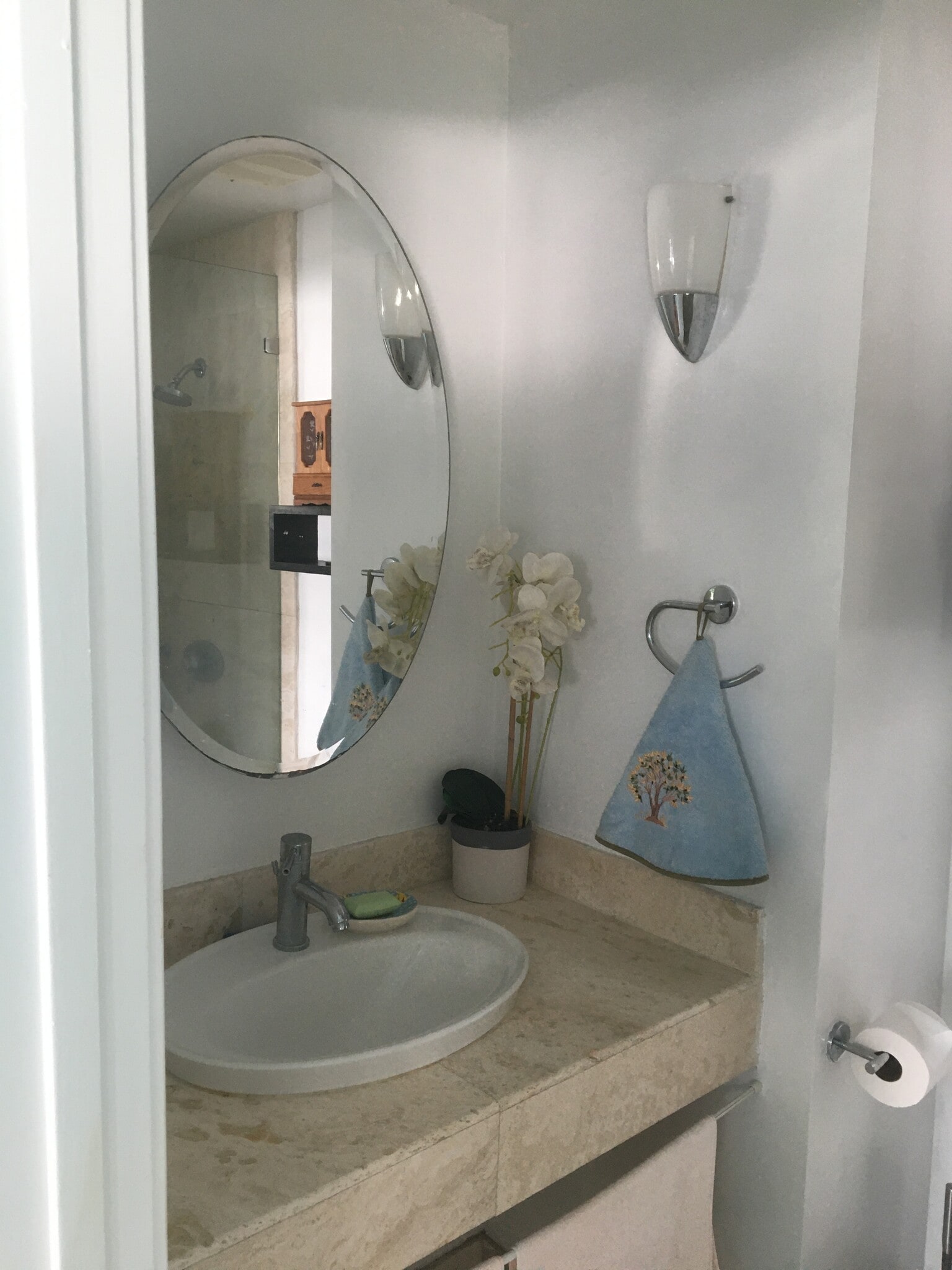 Building Photo - 935 10th St