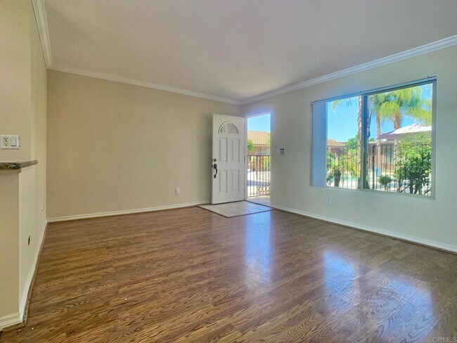 Building Photo - Heart of El Cajon!