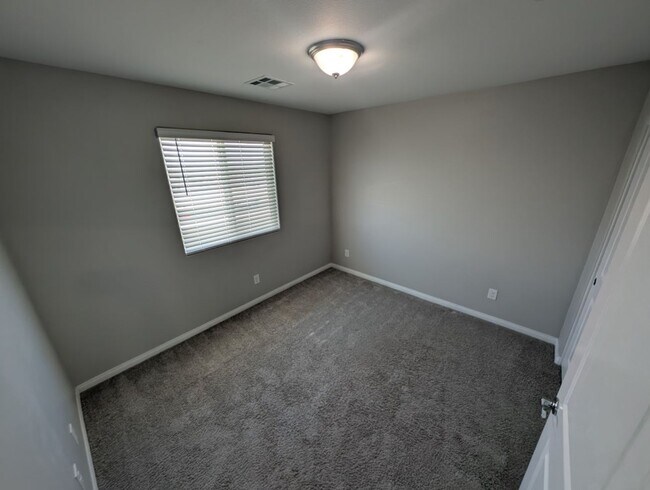 Building Photo - 5224 Sunstone Mesa Dr