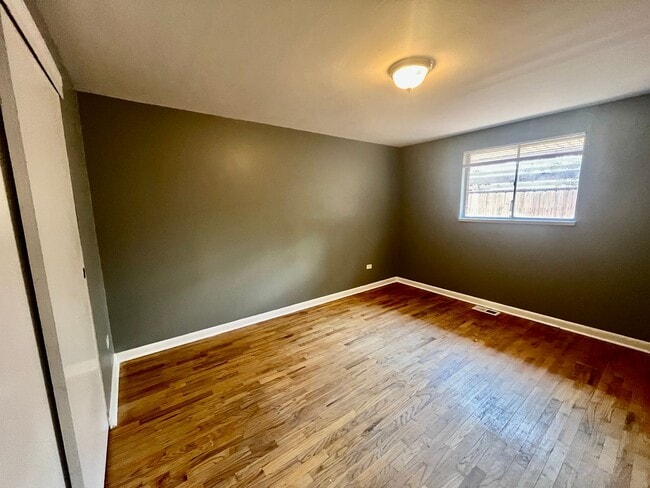 Building Photo - Nice 2 bed 1 bath in Cole Neighborhood nea...