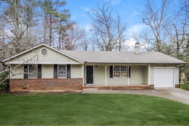 Primary Photo - 1928 Leatherleaf Dr SW