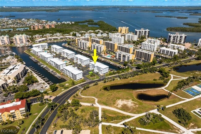 Building Photo - 4511 Bay Beach Ln