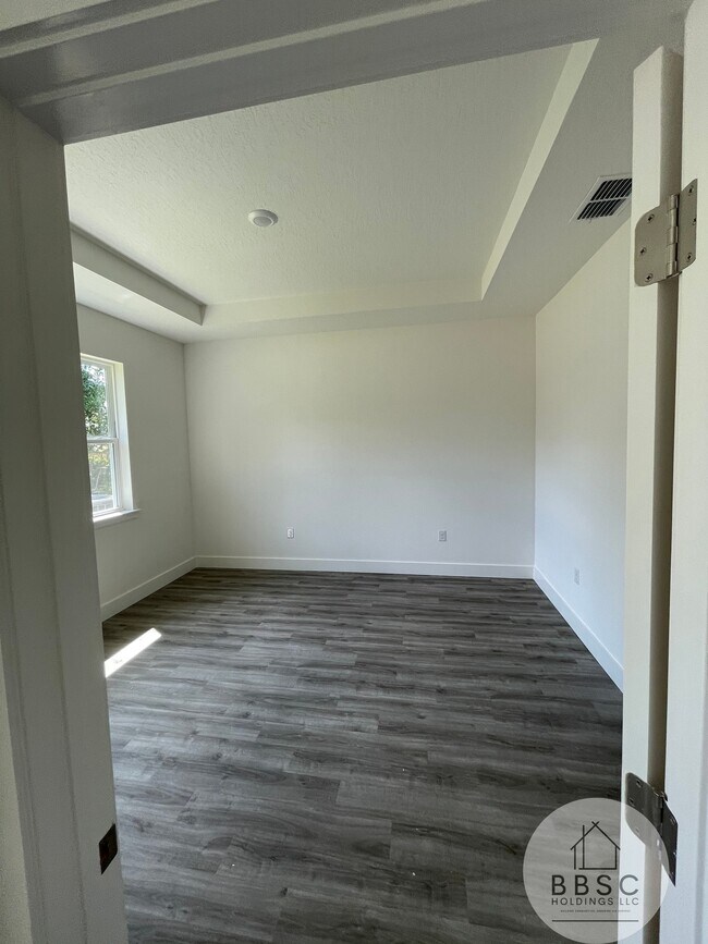 Building Photo - 4534 Amari Rd