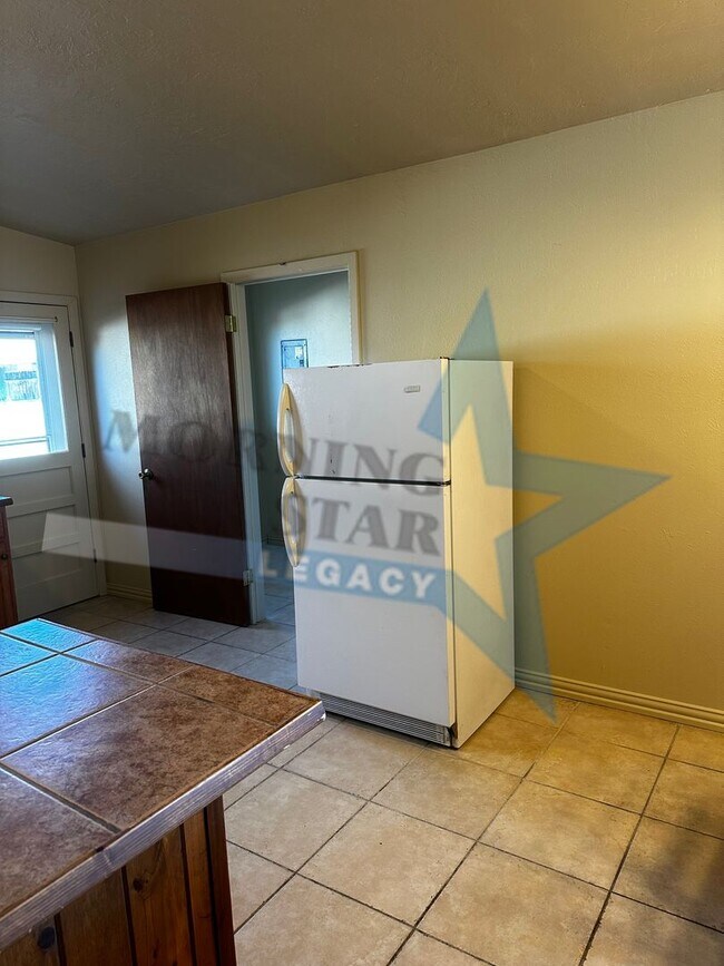 Building Photo - 1055 Wofford Dr