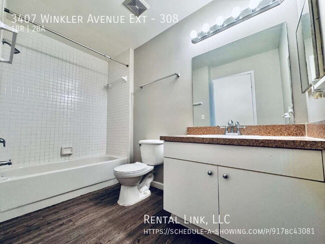 Building Photo - 3407 Winkler Ave Ext