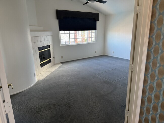 Building Photo - 7621 Belmondo Ln