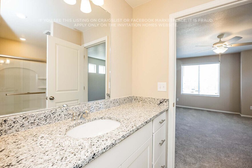 Building Photo - 9401 Oro City Loop