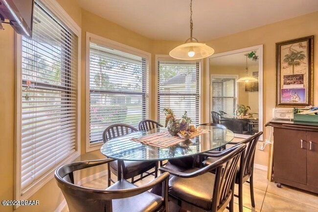 Building Photo - 906 Smokerise Blvd