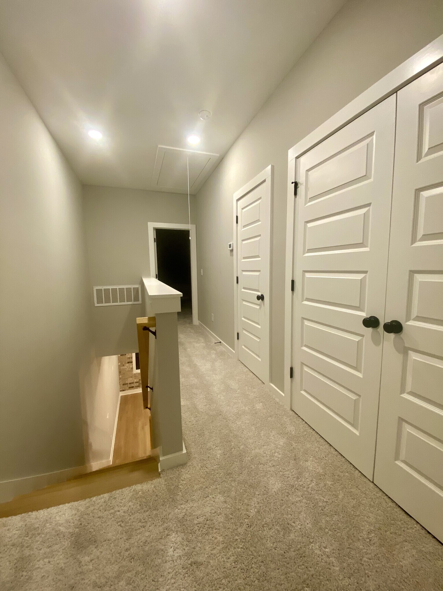 Building Photo - 1026 Windsor Dr