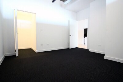 Building Photo - 2125 S Indiana Ave