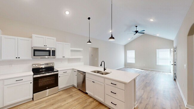 Building Photo - Beautiful New Construction 3BR Townhome in...