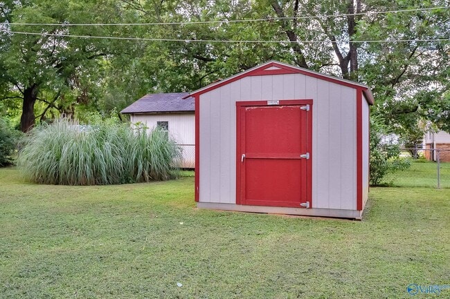 Building Photo - 2906 Morgan St SW