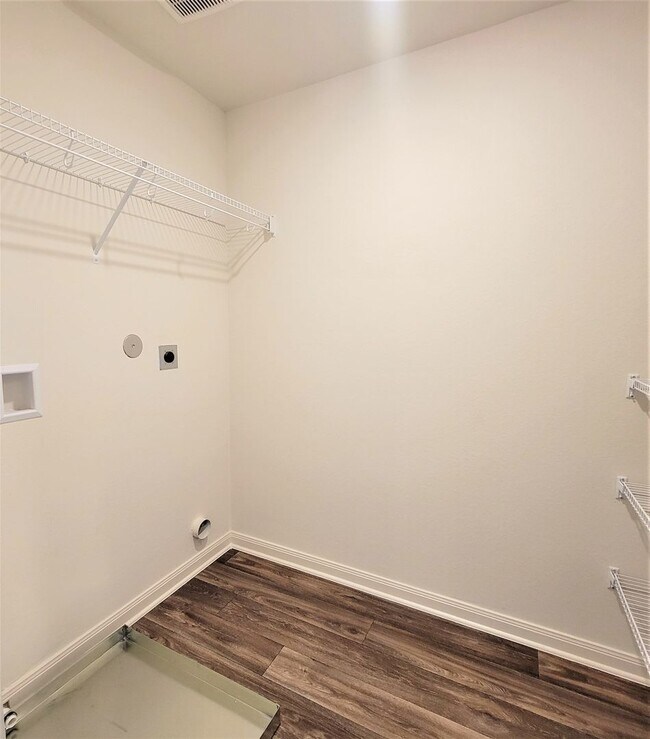 Building Photo - Lovely 2-story 4 bedroom/2.5 bath home in cul-de-sac: easy commute to Ft. Sam Houston, BAMC, and ...