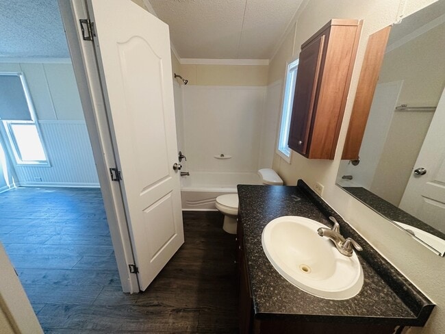 Building Photo - 2440 TX-16