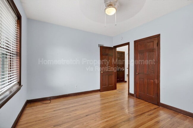 Building Photo - 3155 Hampton Ave