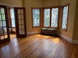 Building Photo - 100 Porter St