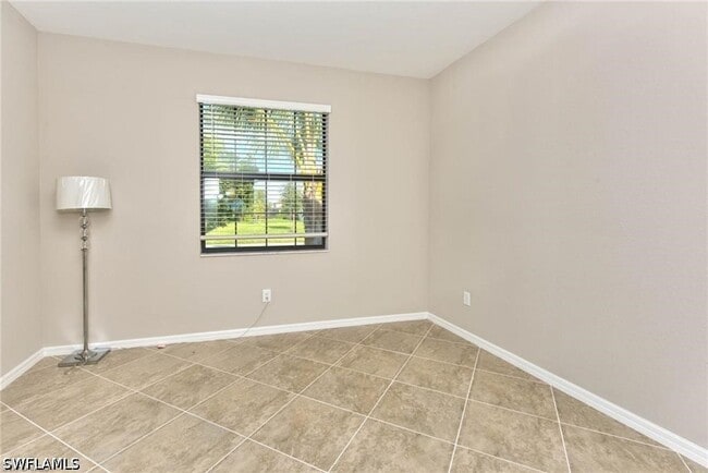 Building Photo - 9460 Foxglove Ln