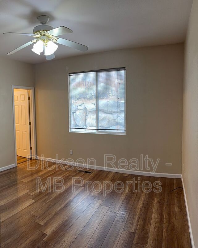 Building Photo - 2388 Sapphire Ridge Way