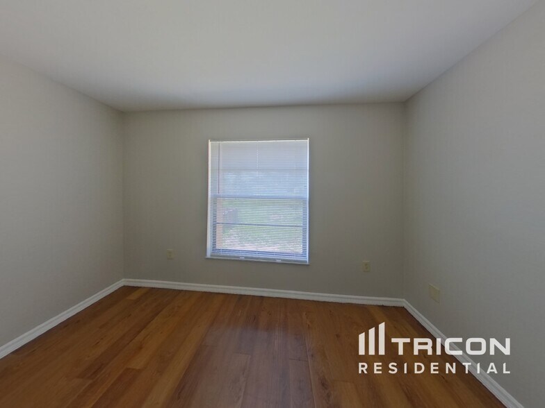 Building Photo - 11243 Homeway St