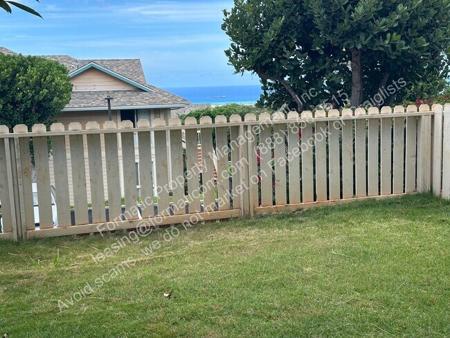 Building Photo - Charming Pet Friendly 2-Bedroom Home with ...