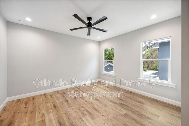Building Photo - 444 Delaney Park Dr