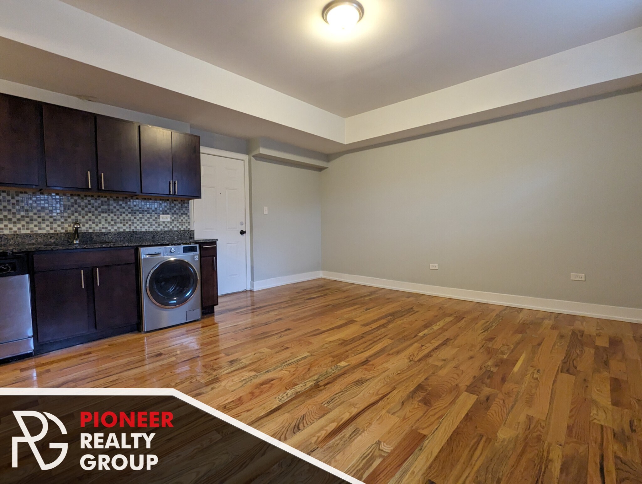 Building Photo - 2846 N Mildred Ave