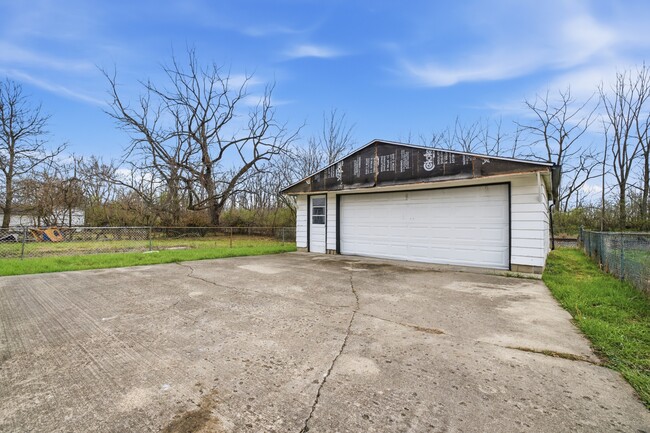 Building Photo - 1843 Ohio Ave