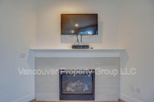 Building Photo - 8704 N 2nd Loop