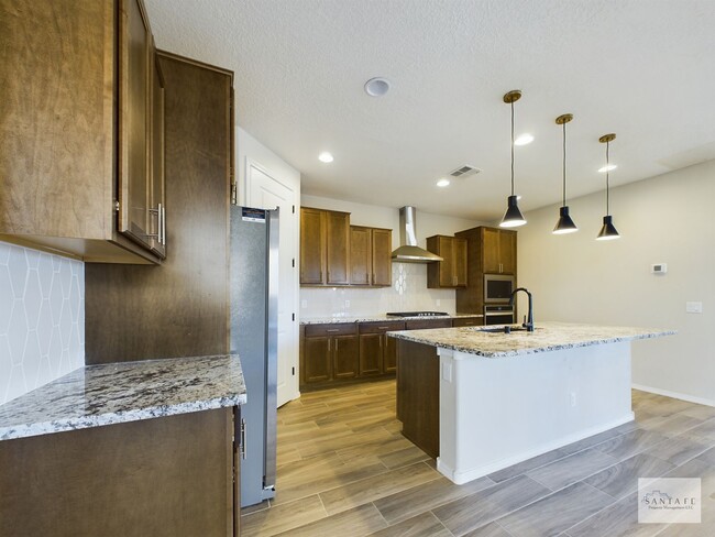 Building Photo - Pulte Townhouse Available Now!