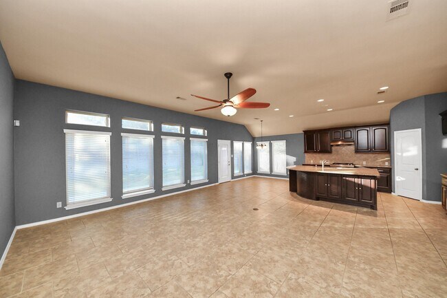 Building Photo - 2003 Sequoia Trail Ln