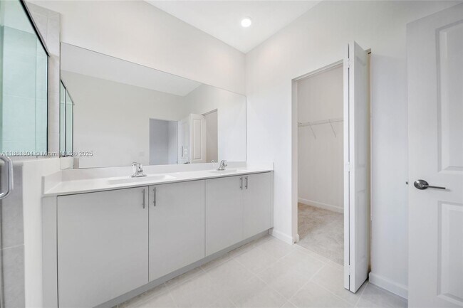 Building Photo - 28871 SW 162nd Ct