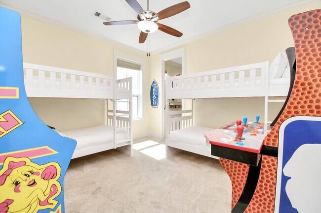 Building Photo - 3803 Neptune