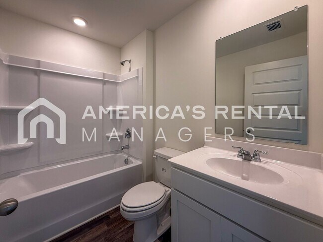 Building Photo - Home for Rent in Tuscaloosa, AL!! Available to View with 48 Hours Notice!
